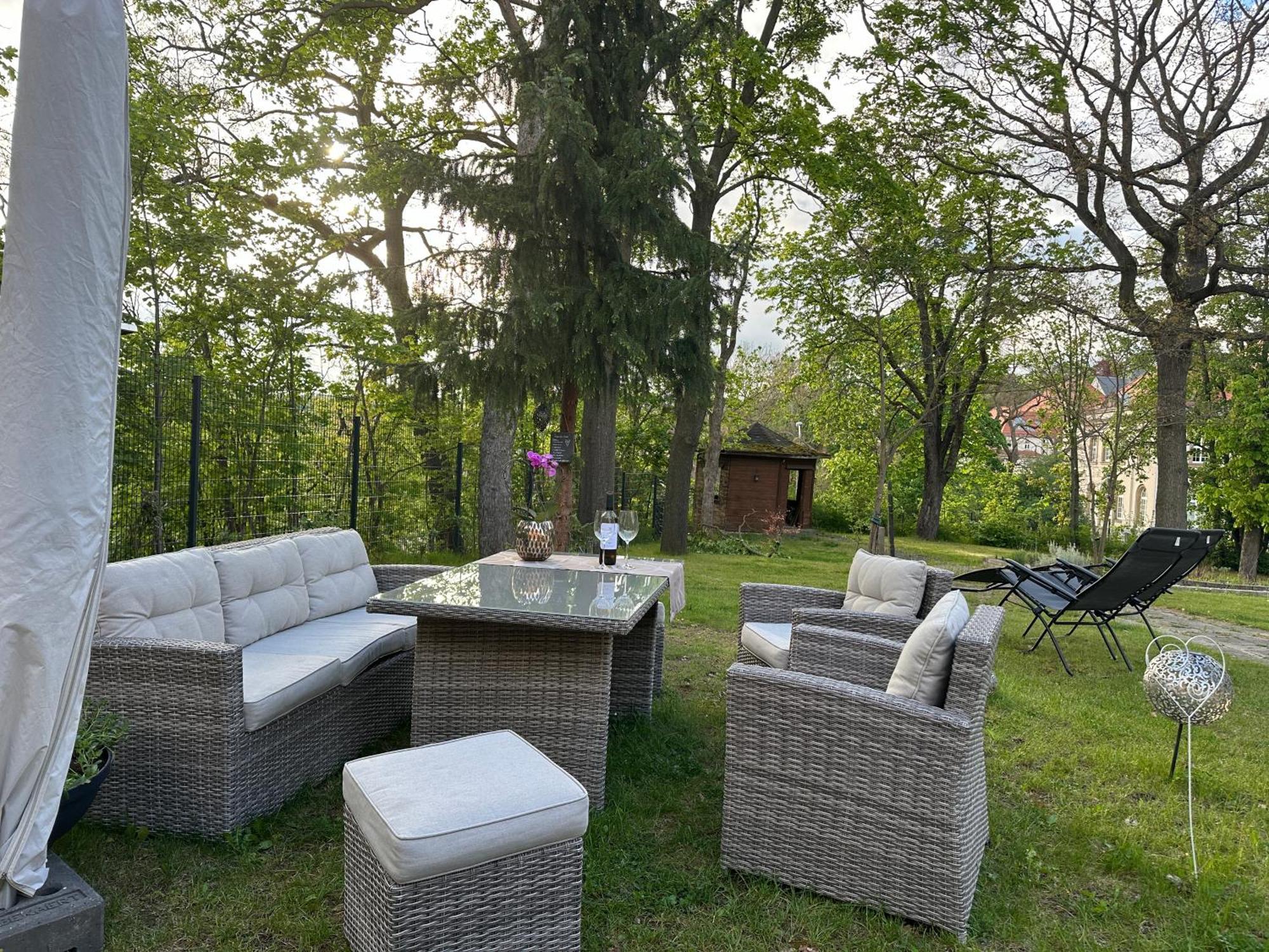 * Stadtvilla Plauen * * Aussergewoehnlich * 2 Zimmerwohnung * Zentrumsnah Kültér fotó