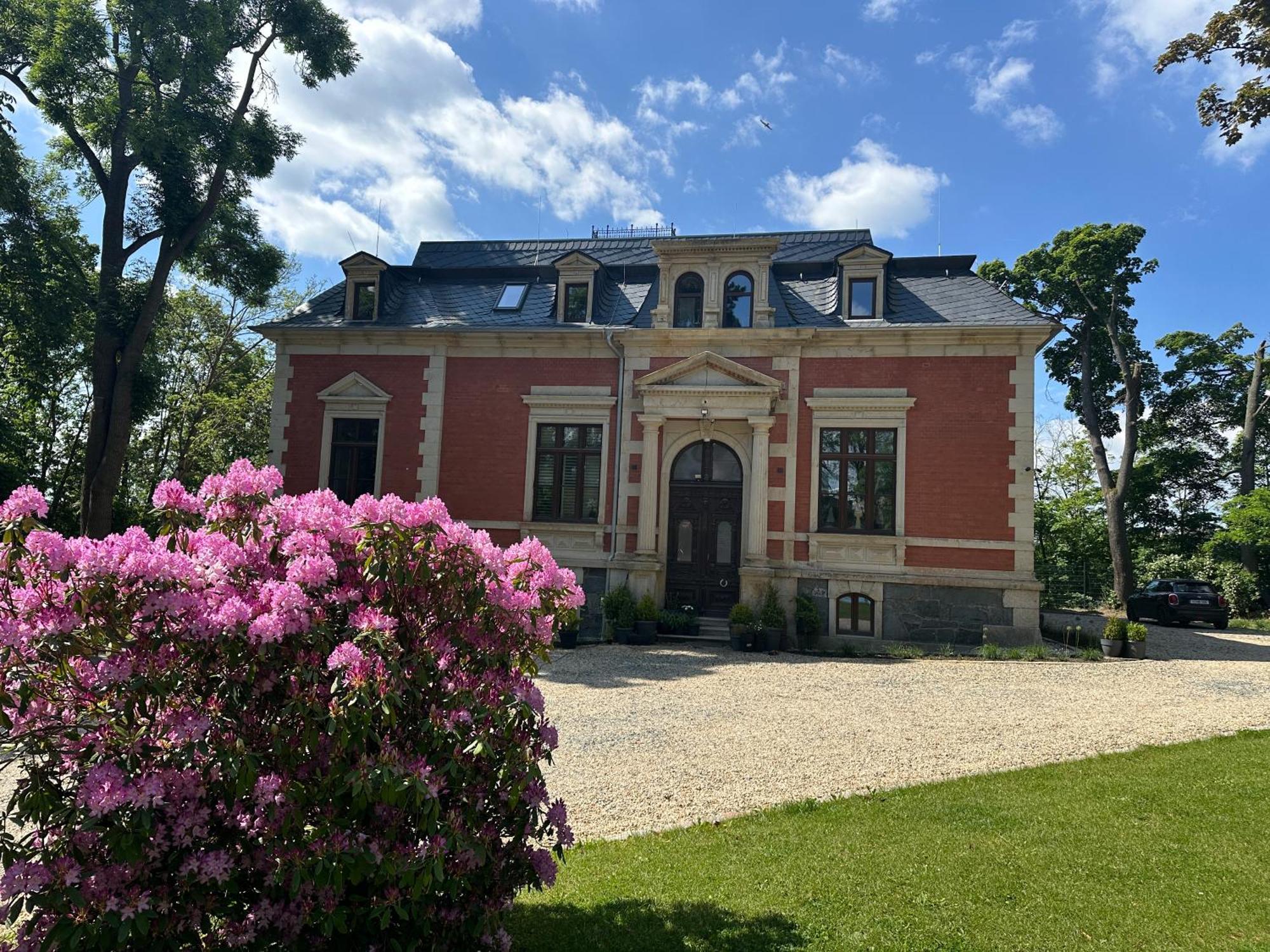 * Stadtvilla Plauen * * Aussergewoehnlich * 2 Zimmerwohnung * Zentrumsnah Kültér fotó